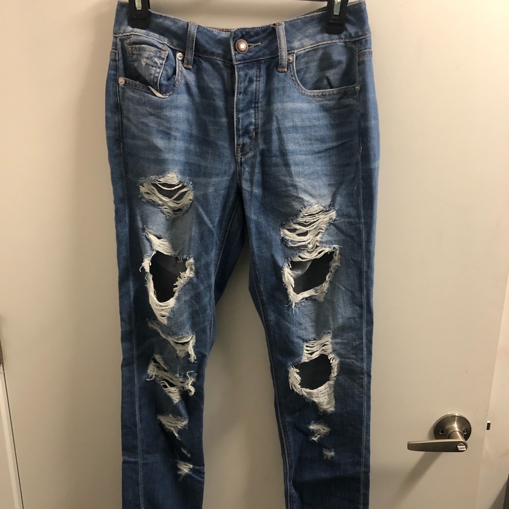 Ripped mom jeans